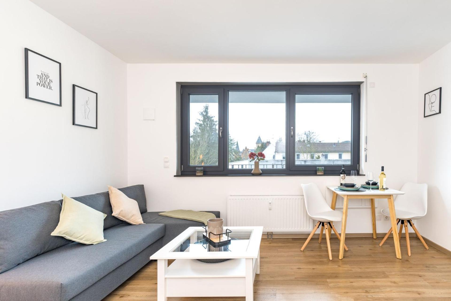 Appartement Modernes Mit Privatem Stellplatz Wenige Minuten Von Der Innenstadt & Mosel Koblenz (Rhineland-Palatinate)
